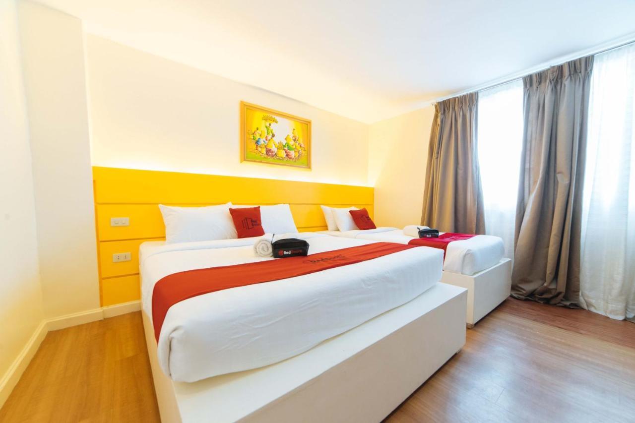 Reddoorz Plus At Hotel Metro Калибо Екстериор снимка