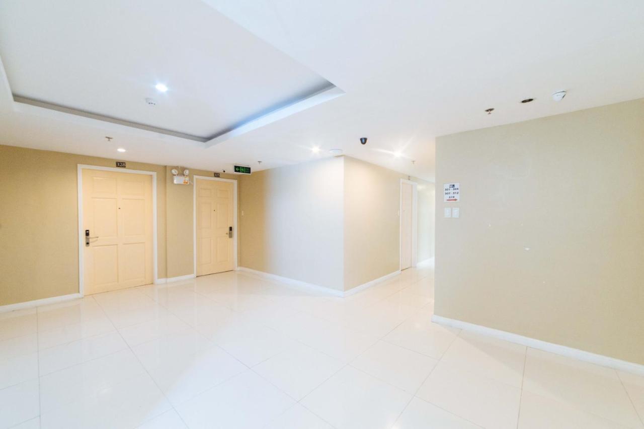 Reddoorz Plus At Hotel Metro Калибо Екстериор снимка