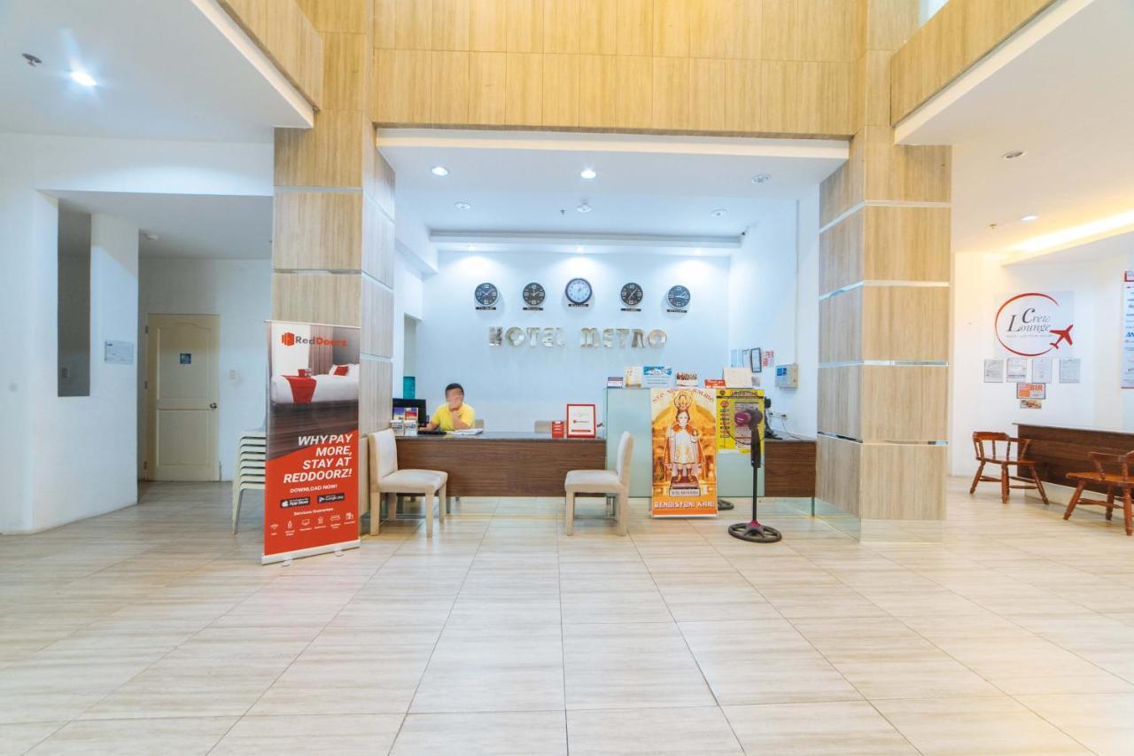 Reddoorz Plus At Hotel Metro Калибо Екстериор снимка